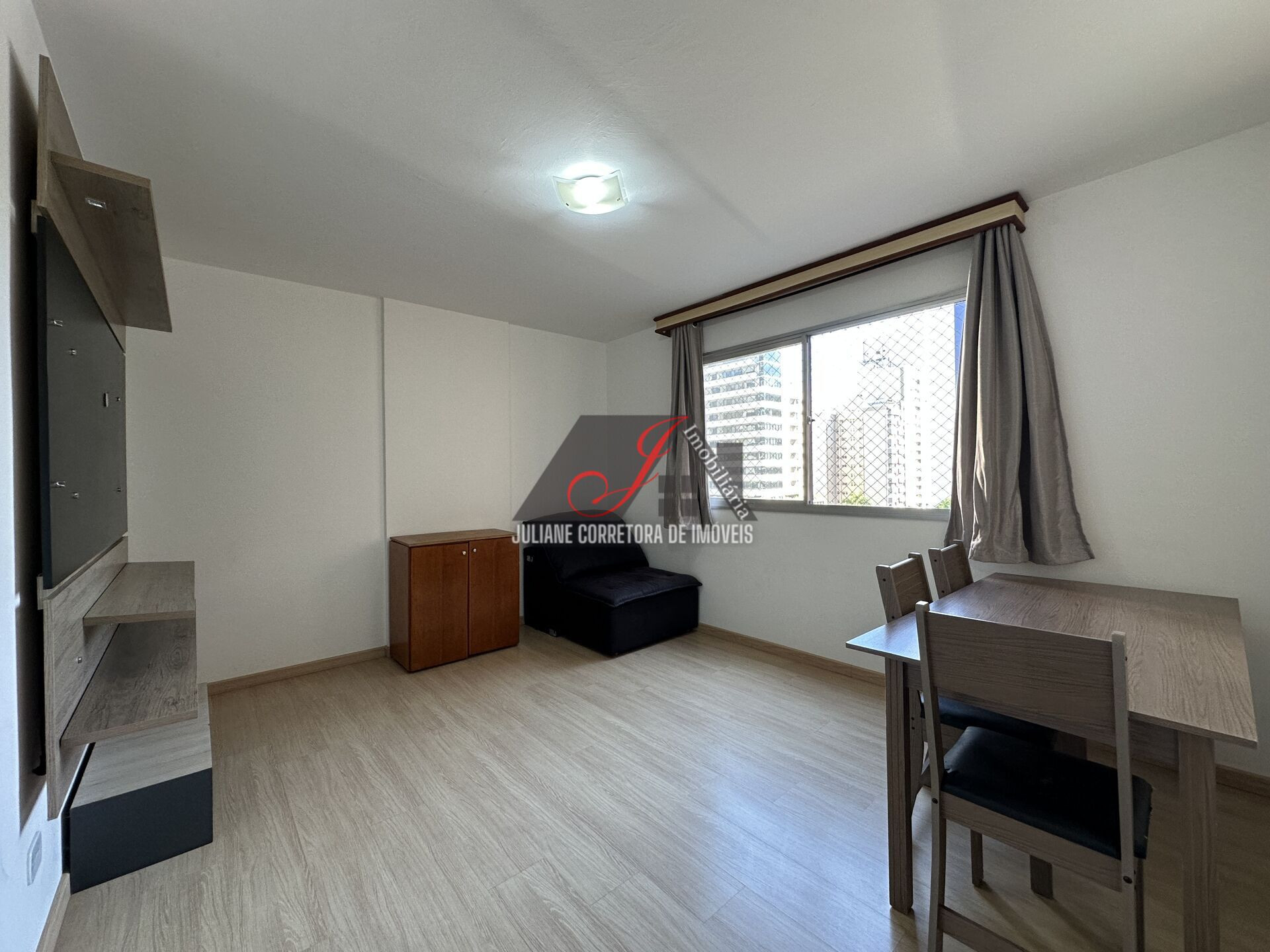 Imagem Apartamento com 1 Quarto à Venda, 39 m² em Bigorrilho - Curitiba
