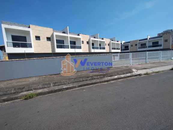 Sobrado com 2 Quartos à Venda,  em Bairro Itaoca - Mongaguá