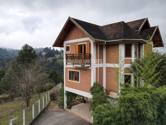 Casa com 4 Quartos à Venda, 212 m² em Região Do Vale Encantado - Campos Do Jordão
