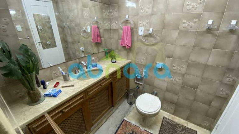 Imagem Apartamento com 2 Quartos à Venda, 72 m² em Copacabana - Rio De Janeiro Imagem Apartamento com 2 Quartos à Venda, 72 m² em Copacabana - Rio De Janeiro