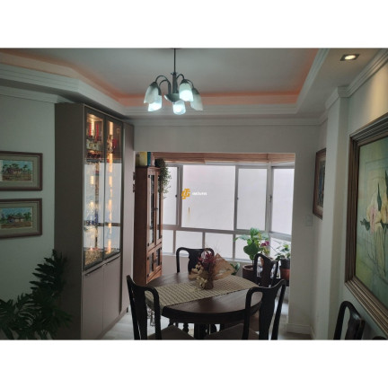 Imagem Apartamento com 2 Quartos à Venda, 79 m² em Centro - Balneário Camboriú