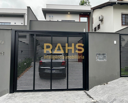 Imagem Casa com 3 Quartos à Venda, 160 m² em Saguaçu - Joinville