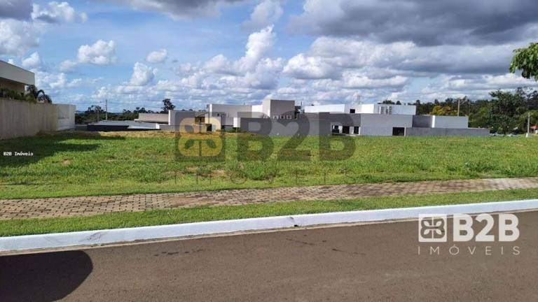 Terreno à Venda, 527 m² em Residencial Villa Dumont - Bauru