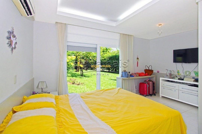 Casa com 4 Quartos à Venda, 220 m² em Condominio Atlantico Villas Club - Osório