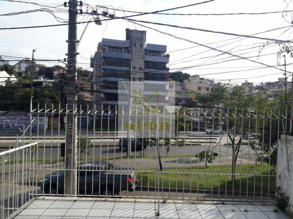 Imagem Casa com 3 Quartos à Venda, 138 m² em Medianeira - Porto Alegre Imagem Casa com 3 Quartos à Venda, 138 m² em Medianeira - Porto Alegre