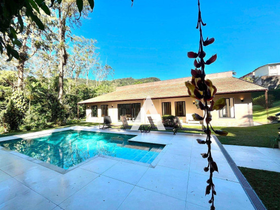 Imagem Casa com 5 Quartos à Venda, 498 m² em Comary - Teresópolis Imagem Casa com 5 Quartos à Venda, 498 m² em Comary - Teresópolis