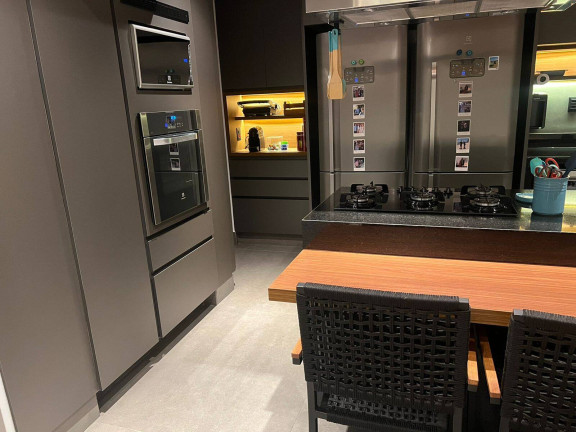 Imagem Apartamento com 3 Quartos para Alugar, 200 m² em Alphaville Empresarial - Barueri Imagem Apartamento com 3 Quartos para Alugar, 200 m² em Alphaville Empresarial - Barueri