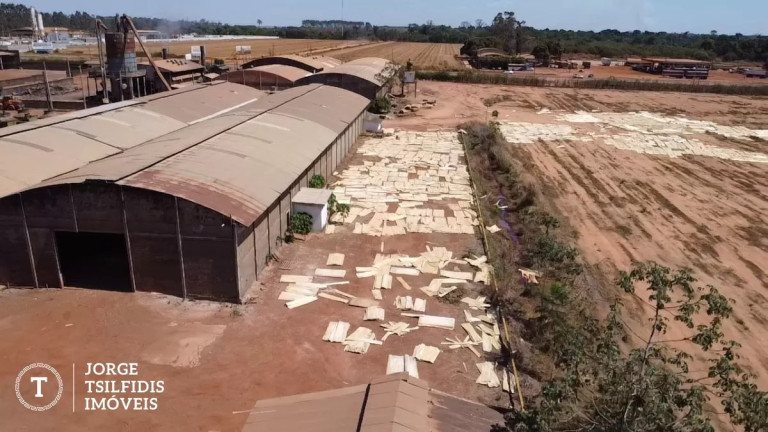 Galpão para Alugar, 3.200 m² em Setor Industrial - Sinop