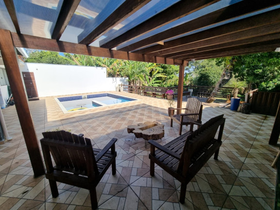 Imagem Imóvel com 2 Quartos à Venda, 220 m² em Bairro Farias - Araçoiaba Da Serra Imagem Imóvel com 2 Quartos à Venda, 220 m² em Bairro Farias - Araçoiaba Da Serra