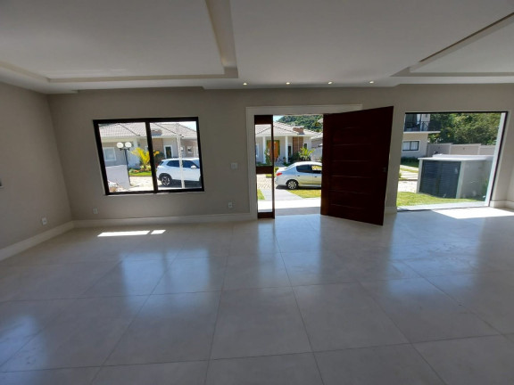 Imagem Casa com 3 Quartos à Venda, 350 m² em Green Valleiy - Teresópolis