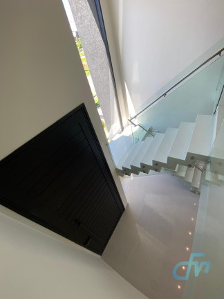 Imagem Casa com 4 Quartos à Venda, 243 m² em Jardim São Pedro - Mogi Das Cruzes Imagem Casa com 4 Quartos à Venda, 243 m² em Jardim São Pedro - Mogi Das Cruzes