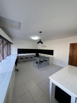 Imagem Sala Comercial à Venda, em Bom Fim - Porto Alegre Imagem Sala Comercial à Venda, em Bom Fim - Porto Alegre