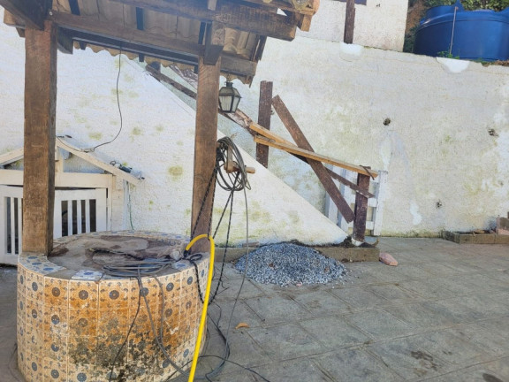 Imagem Casa com 4 Quartos à Venda, 1.600 m² em Albuquerque - Teresópolis Imagem Casa com 4 Quartos à Venda, 1.600 m² em Albuquerque - Teresópolis