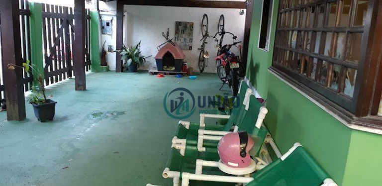 Imagem Casa com 4 Quartos à Venda, 220 m² em Piratininga - Niterói Imagem Casa com 4 Quartos à Venda, 220 m² em Piratininga - Niterói