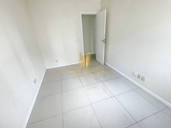 Imagem Apartamento com 4 Quartos à Venda, 112 m² em Centro - Balneário Camboriú Imagem Apartamento com 4 Quartos à Venda, 112 m² em Centro - Balneário Camboriú