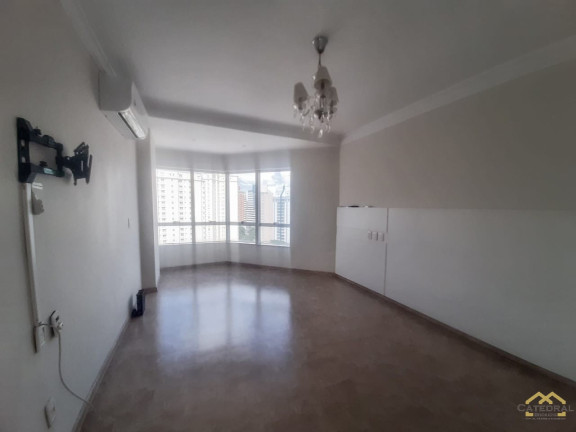 Imagem Imóvel com 4 Quartos à Venda, 310 m² em Centro - Jundiaí