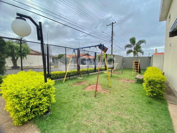 Imagem Imóvel com 3 Quartos à Venda,  em Parque São Jorge - Marília