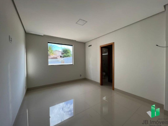 Imagem Casa com 3 Quartos à Venda, 300 m² em Ibituruna - Montes Claros Imagem Casa com 3 Quartos à Venda, 300 m² em Ibituruna - Montes Claros