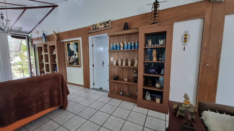 Imagem Casa com 10 Quartos à Venda, 560 m² em Praia Da Costa - Vila Velha Imagem Casa com 10 Quartos à Venda, 560 m² em Praia Da Costa - Vila Velha