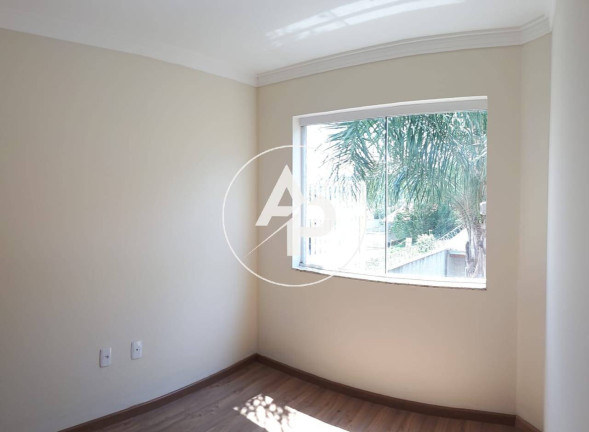 Imagem Sobrado com 4 Quartos à Venda, 136 m² em Estrela - Ponta Grossa