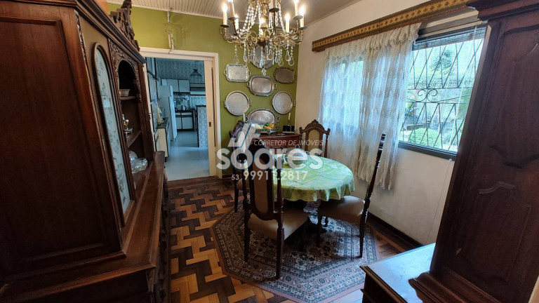 Imagem Casa com 5 Quartos à Venda, 620 m² em Centro - Pelotas