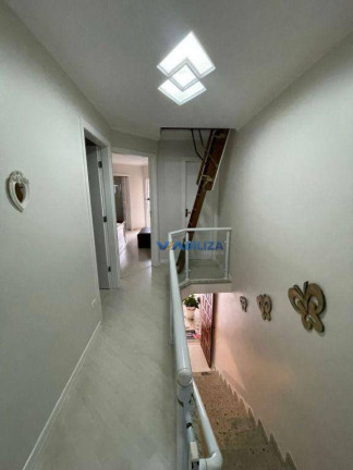 Imagem Sobrado com 3 Quartos à Venda, 129 m² em Vila Adelaide Perella - Guarulhos