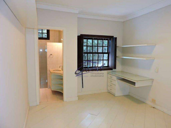 Imagem Casa com 6 Quartos à Venda ou Locação, 550 m² em Granja Viana - Carapicuíba Imagem Casa com 6 Quartos à Venda ou Locação, 550 m² em Granja Viana - Carapicuíba