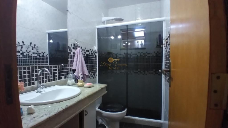 Imagem Apartamento com 3 Quartos à Venda, 144 m² em São Pedro - Teresópolis Imagem Apartamento com 3 Quartos à Venda, 144 m² em São Pedro - Teresópolis