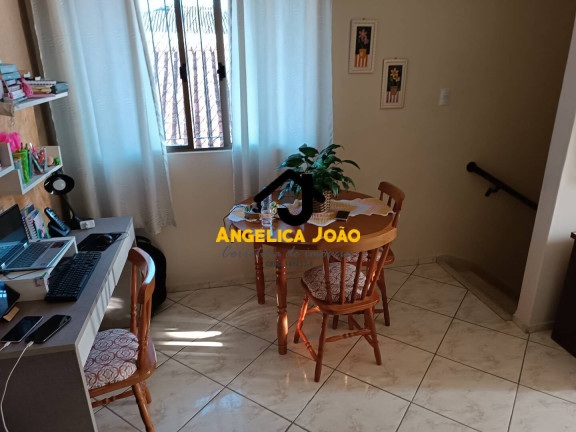 Imagem Casa com 3 Quartos à Venda, 89 m² em Vila Sao Jorge - São Vicente