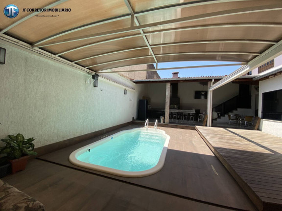 Imagem Casa com 3 Quartos à Venda, 342 m² em Bom Retiro - Ipatinga