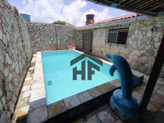 Casa com 5 Quartos para Alugar, 210 m² em Jardim Atlântico - Olinda