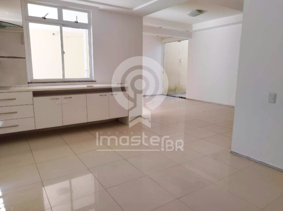 Imagem Sobrado com 4 Quartos à Venda, 160 m² em Lagoa Redonda - Fortaleza
