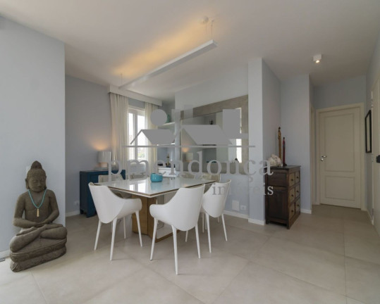 Imagem Apartamento com 4 Quartos à Venda, 258 m² em Pinheiros - São Paulo Imagem Apartamento com 4 Quartos à Venda, 258 m² em Pinheiros - São Paulo