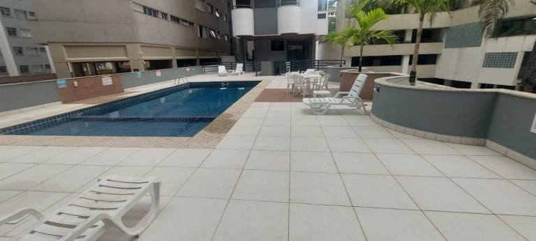 Imagem Apartamento com 2 Quartos à Venda, 77 m² em Centro - Florianópolis