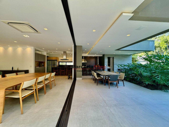 Imagem Casa com 5 Quartos à Venda, 692 m² em Riviera Módulo 17 - Bertioga Imagem Casa com 5 Quartos à Venda, 692 m² em Riviera Módulo 17 - Bertioga