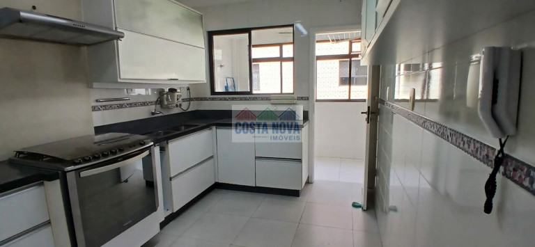 Apartamento com 3 Quartos para Alugar, 174 m² em Aparecida - Santos