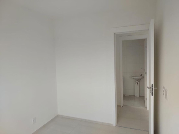 Imagem Apartamento com 2 Quartos à Venda, em Santíssimo - Rio De Janeiro Imagem Apartamento com 2 Quartos à Venda, em Santíssimo - Rio De Janeiro