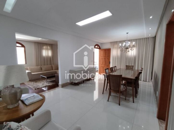 Imagem Casa com 4 Quartos à Venda, 450 m² em Recreio - Vitória Da Conquista