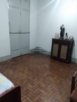 Imagem Casa com 4 Quartos à Venda, 156 m² em Centro - Guaratinguetá