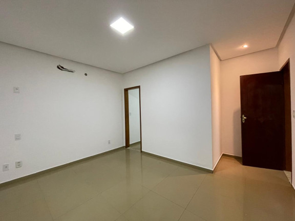 Imagem Casa com 4 Quartos à Venda, 280 m² em Boa Vista - Vitória Da Conquista Imagem Casa com 4 Quartos à Venda, 280 m² em Boa Vista - Vitória Da Conquista