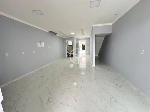 Imagem Casa com 3 Quartos à Venda, em Costa E Silva - Joinville Imagem Casa com 3 Quartos à Venda, em Costa E Silva - Joinville