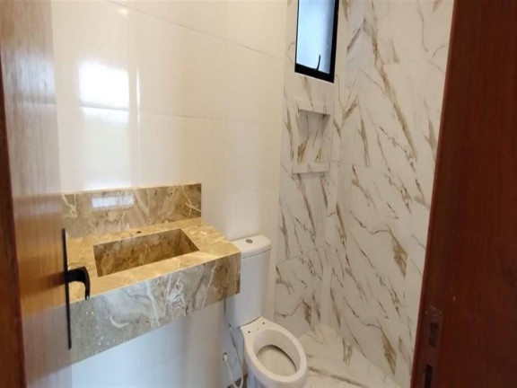 Imagem Sobrado com 3 Quartos à Venda, 92 m² em Maracanã - Praia Grande Imagem Sobrado com 3 Quartos à Venda, 92 m² em Maracanã - Praia Grande