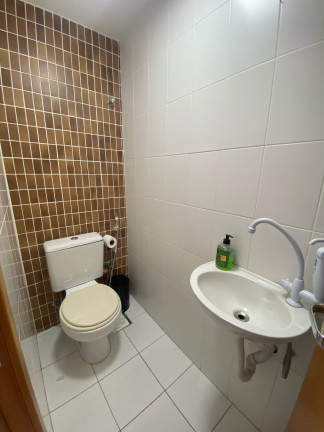 Sala Comercial à Venda, 28 m² em Icaraí - Niterói