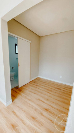 Imagem Casa com 33 Quartos à Venda, 165 m² em Beira Rio - Biguaçu Imagem Casa com 33 Quartos à Venda, 165 m² em Beira Rio - Biguaçu