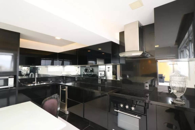 Imagem Apartamento com 3 Quartos à Venda, 134 m² em Moinhos De Vento - Porto Alegre Imagem Apartamento com 3 Quartos à Venda, 134 m² em Moinhos De Vento - Porto Alegre