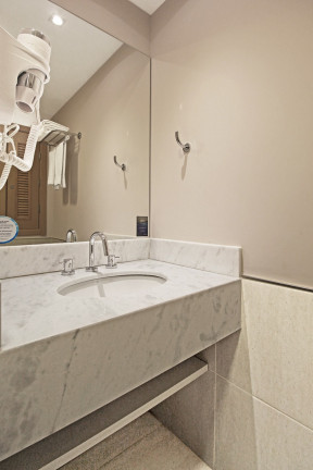 Imagem Apartamento com 1 Quarto à Venda, 23 m² em Cidade Baixa - Porto Alegre