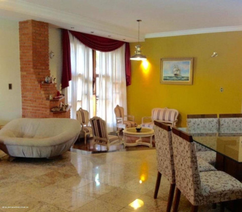 Imagem Casa à Venda,  em Villa Vianna - Cotia