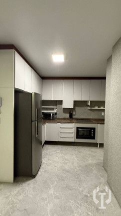 Imagem Apartamento com 3 Quartos para Alugar, 110 m² em Meia Praia - Itapema