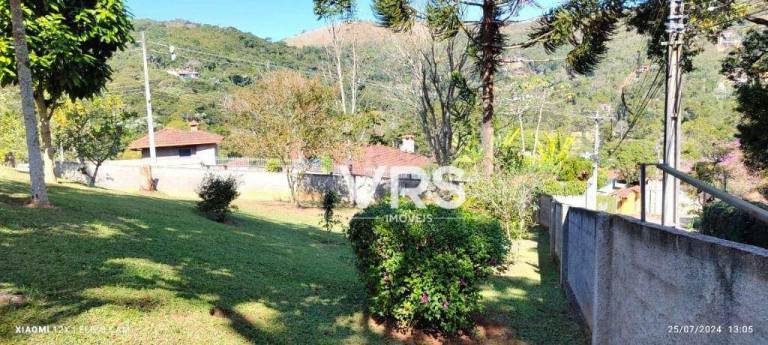 Imagem Casa com 4 Quartos à Venda, 196 m² em Cascata Do Imbuí - Teresópolis
