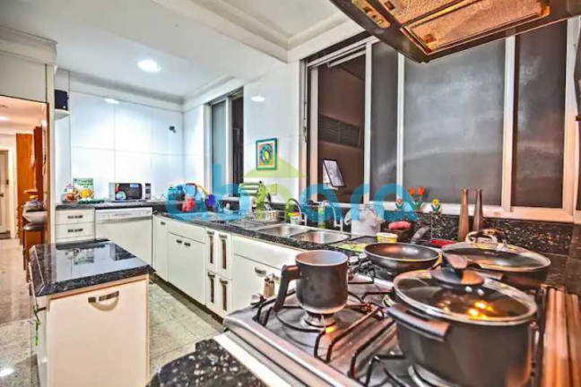 Imagem Apartamento com 4 Quartos à Venda, 260 m² em Copacabana - Rio De Janeiro Imagem Apartamento com 4 Quartos à Venda, 260 m² em Copacabana - Rio De Janeiro